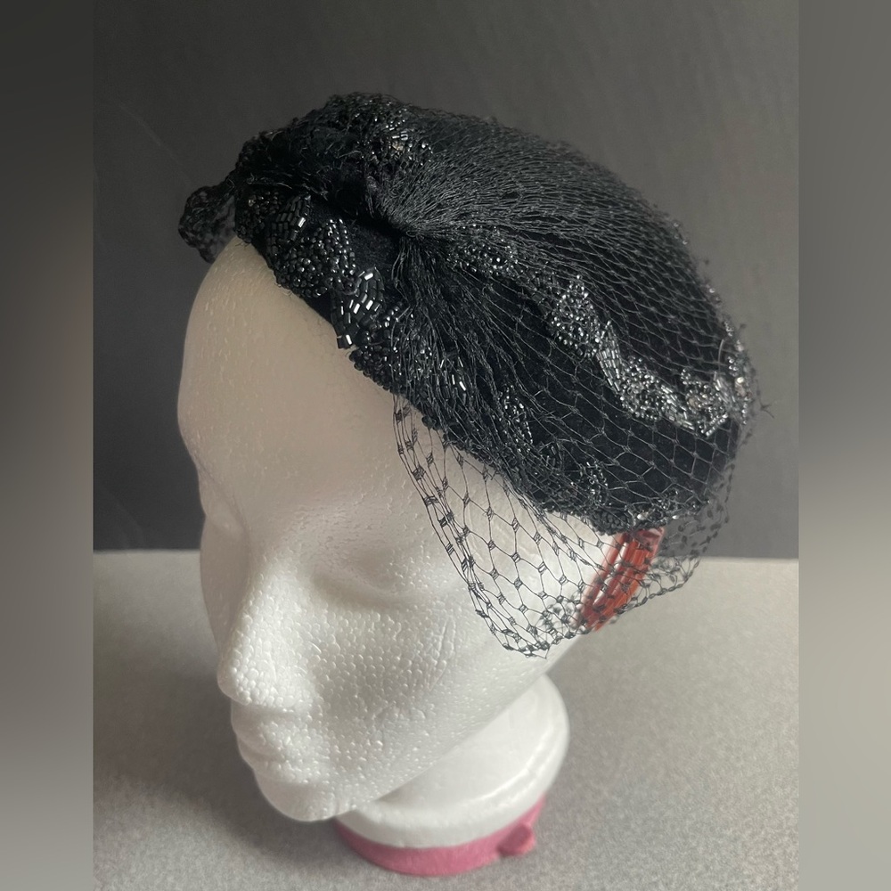 Vintage Vincent De Koven Black Velvet Beaded Fascinator